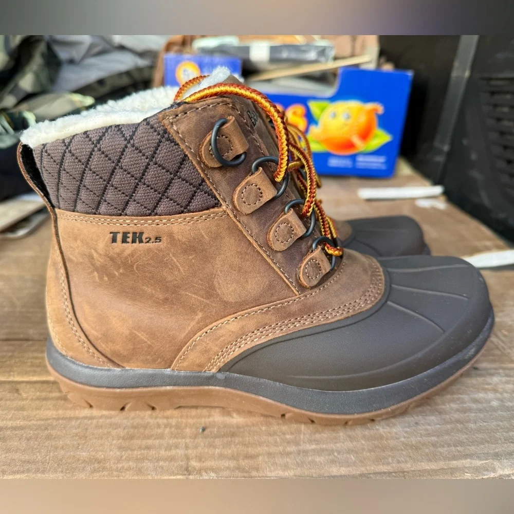 L.L. Bean Duck Boots Sherpa Lined - Picture 2 of 6